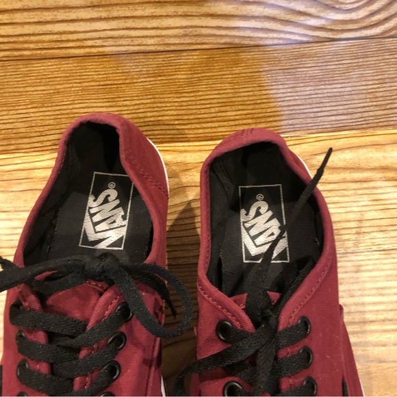 Ladies size 7 maroon black vans - Picture 4 of 7